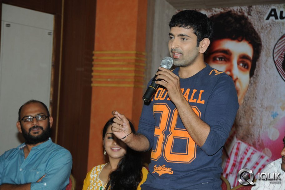 Hrudayam-Ekkadunnadi-Movie-Audio-Success-Meet